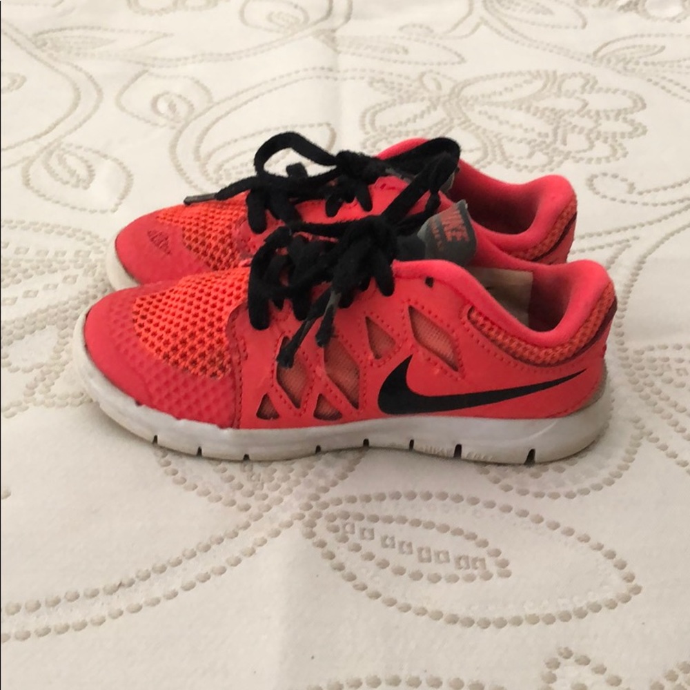 Nike free 5.0 sneakers for toddlers